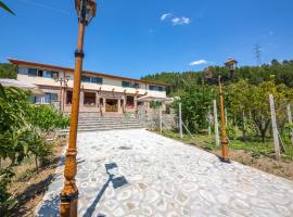 Hani i Taulant Shahinit, bed and breakfast v destinaci Gramsh