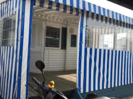 Mobil Home, hôtel à Siouville