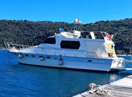YachtAnnablu, smještaj na brodu u gradu 'Portovenere'