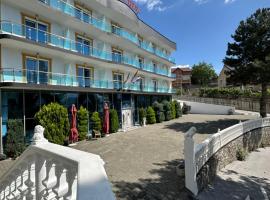 Hotel Bar Restaurant Real, hotel v destinaci Kolgecaj