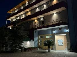 Hotel Kaloshi, hotel poblíž Mezinárodní letiště Martky Terezy v Tiraně - TIA, Tirana
