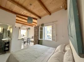Sofia's Studio, hotel in Pollonia