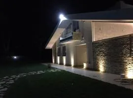 Villa al mare con vasca idromassaggio- Artemide Resort