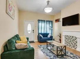 West Oakland Home - 2 Mi to Downtown Pittsburgh!
