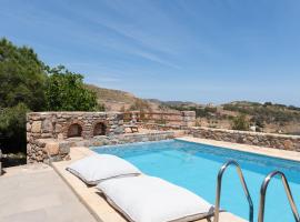 Blue Vista Patmos pool studio, Hotel in Patmos