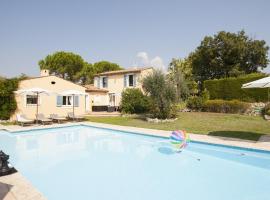 Maison des Rêves - 31, hotel v destinaci Saint-Cézaire-sur-Siagne