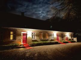 Svaleholm Gaard Roskilde, hotel a Veddelev