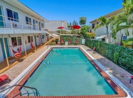 Hollywood Broadwalk Holiday Retreat 5 walk Beach, apartamento en Dania Beach