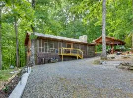 Cozy Hiawassee Cabin - 4 Mi to Lake Chatuge!