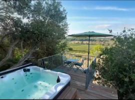 Lodge Paradisiaque Spa, hotel a Cazouls-lès-Béziers