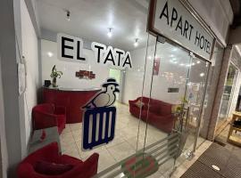el Tata vip, отель в городе Пуэрто-Игуасу