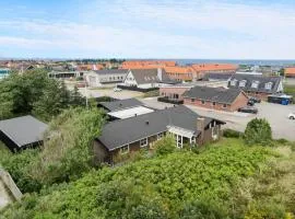 Amazing Home In Hvide Sande With Wifi