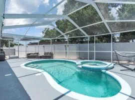Stunning Modern Oasis in Tampa with Pool - Just 5 Minutes from Airport!