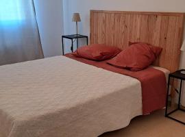 Les naïades C7, jusqu'à 6 personnes, hotel i Avène