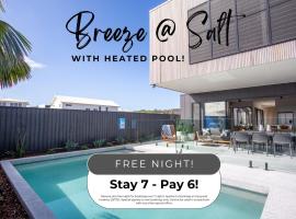 Breeze at Salt - Wheelchair Accessible with Heated Pool, chalupa v destinaci Kingscliff