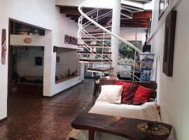 Hermosa Casa en Santa Marta, vakantiehuis in Caracas