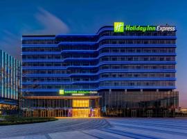 Viesnīca Holiday Inn Express Hangzhou Airport, an IHG Hotel pilsētā Handžou