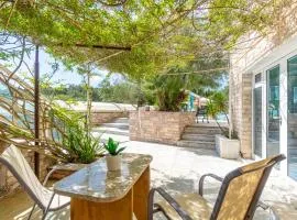 Paco's Resort Luxury Villa 32