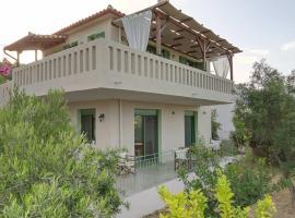 Boucamvillia's Luxury House, luksushotel i Al&oacute;nnisos