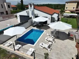 Villa Nostra