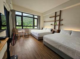 Hua Lian Sin Su Homestay, hotel v destinaci Zhixue