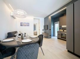 The Twins 2 Luxury Home - Lungomare Viale Milano 20: Riccione şehrinde bir villa