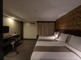 GT Hotel Jaro、イロイロのホテル