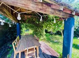 Mamie Jeanine - Jolie et grande maison avec jardin