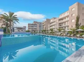 Elysia Park Apartments