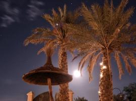 RiadSuerteloca Merzouga, hotel v destinaci Merzouga