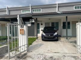 Anas HOMESTAY, hotel v destinaci Pusing
