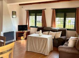 Hispalis villa en Aracena, viešbutis mieste La Umbría