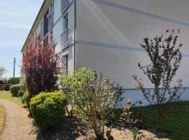 Appartement 6 couchages environnement paisible, ξενοδοχείο σε Saint-Etienne-du-Rouvray