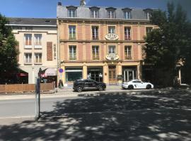 Hotel Couleurs Sud Centre-ville Gare Charleville-Mézières, hotel v destinaci Charleville-Mézières