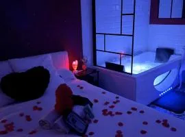 Amour Azur Appartement pour 2 avec jacuzzi et terrasse à 2 minutes de la mer