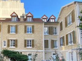 L'académie de Clémence, Guest House Paris-Roland-Garros, готель біля визначного місця Тенісний комплекс "Ролан Гаррос", у місті Булонь-Біянкур