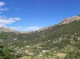 Hotel Sant'elene, hotel in Dorgali