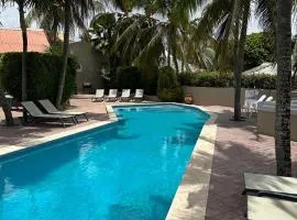 Windmill Apartments Curacao、ウィレムスタッドのバケーションレンタル