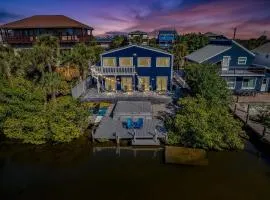 A Fishermans Dream Riverfront Retreat with Dock Only a 3-minute walk to beach 5906S