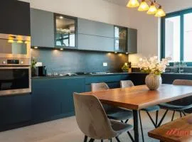 Elegance & Excitement Luxury Downtown Escape