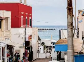 CENTRAL SQUARE - San Foca