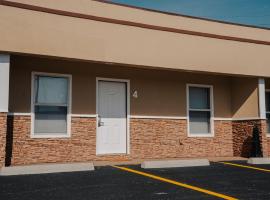 Anchor Inn and Suites, hotel with parking in Jamestown