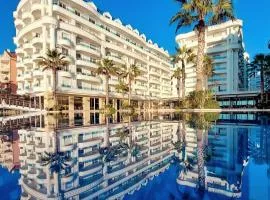 LUNA Rooms & Apartments