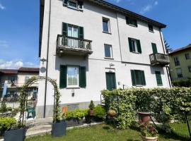 Acchiappasogni Holiday House, vila v destinaci Malgrate