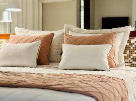 Porty Brasil Hotel, hotel i Paranaguá