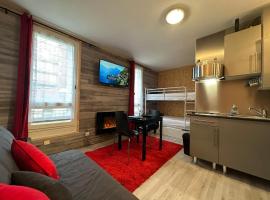 Le Chaleureux Cocon Rouge, hotel v destinaci Ustou