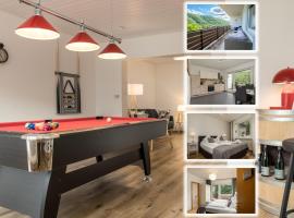 Elbling Appartement for 4 People - Billiards - 2 Bedrooms - 2 Bathrooms - Balcony with Mosel View - Parking - Wine Barrel Bar - Fully Equipped Kitchen - Netflix - WaipuTV - 3 km from Cochem, hotel in Klotten