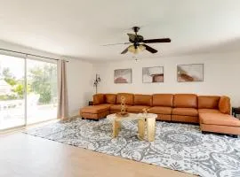 Charming 5 Bedroom Granada Hills House with Pool