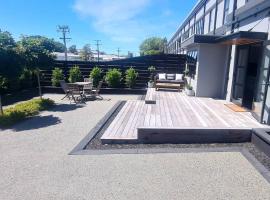Apartment 5 - Haddin Court - Modern Loft Style, hotel in Blenheim