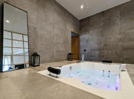 My'Deting - Jacuzzi, 4-stjernet hotel i Roanne